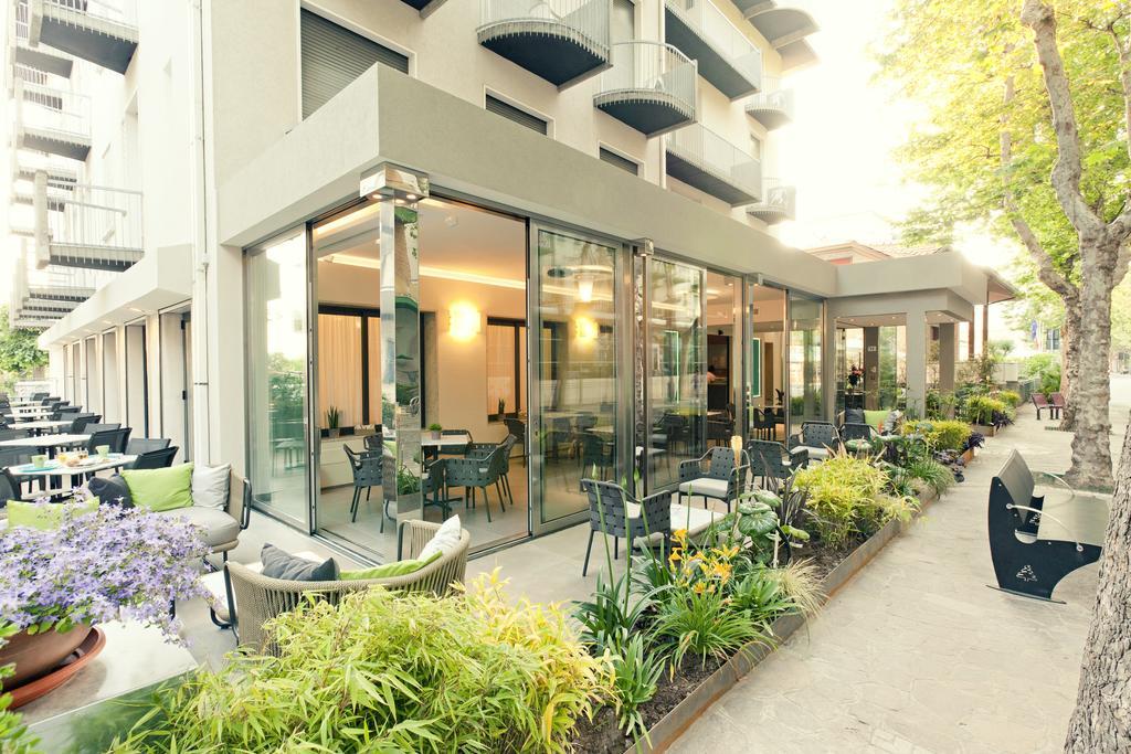 Hotel Stanchini ベラーリア・イジェア・マリーナ エクステリア 写真