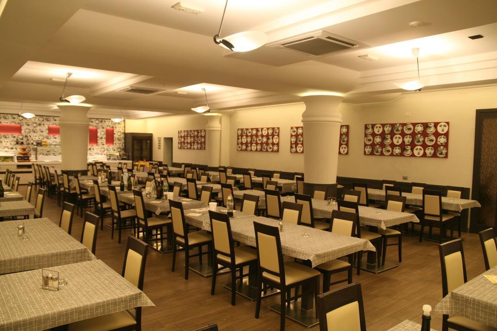 Hotel Stanchini ベラーリア・イジェア・マリーナ エクステリア 写真